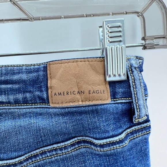 American Eagle Outfitters Distressed High Rise Jegging Medium Wash Jean Size 2 - Picture 6 of 9